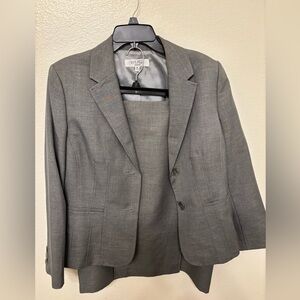 Kasper Light Gray Suit Jacket and skirt set pantsuit